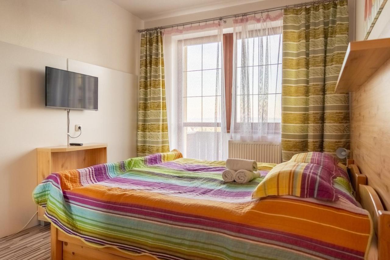 AC Apartments Tatranska Vel'ka Lomnica Exteriör bild