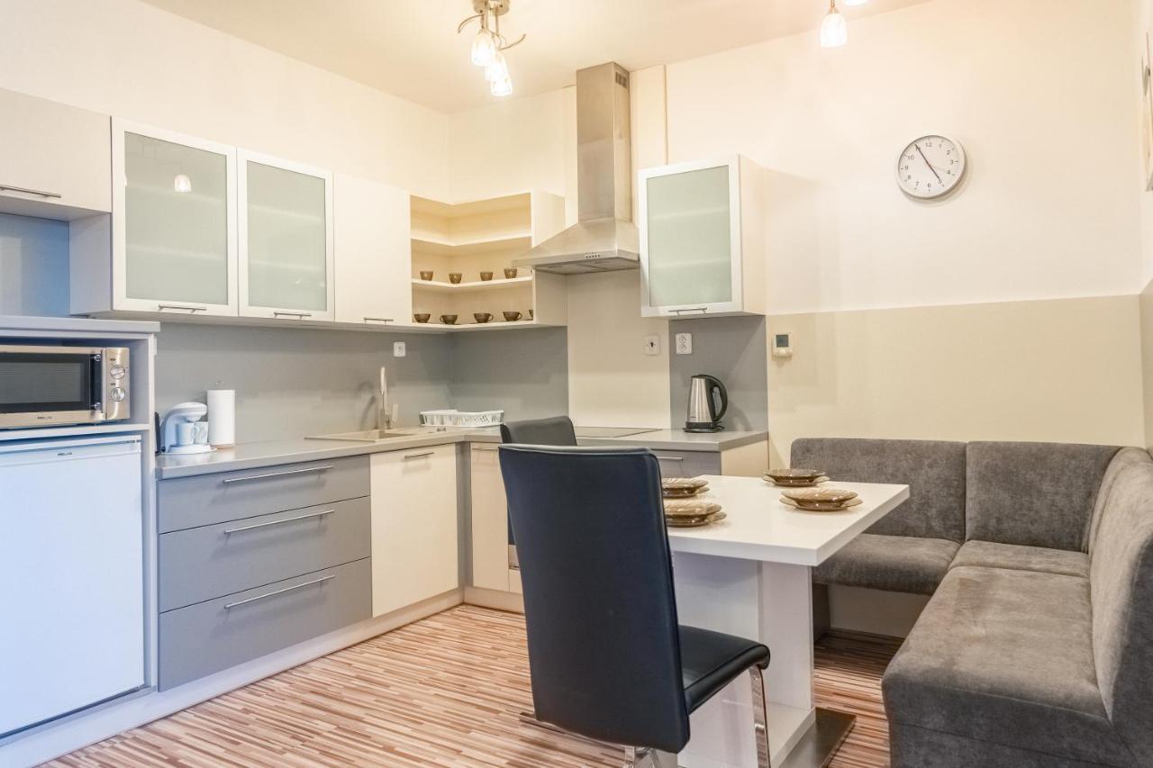 AC Apartments Tatranska Vel'ka Lomnica Exteriör bild